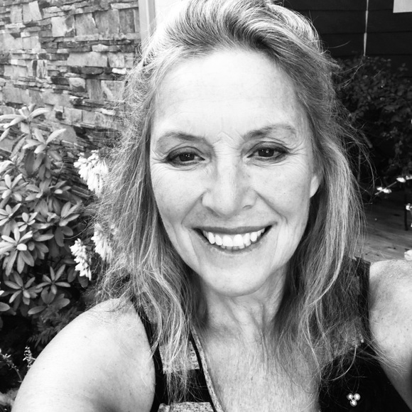 Meet your Posher, Lauri - Picture 1 of 1